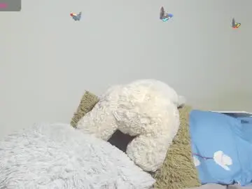 Hotkrystel  live sex cam