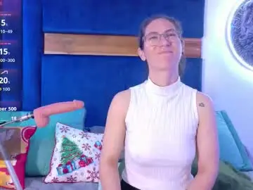 Kissingcobank  live sex cam