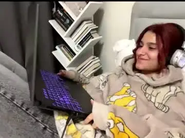 Lesiatorda  live sex cam