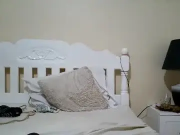 Lovelyquey  live sex cam