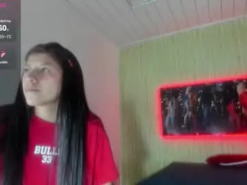 Raven_rouge  live sex cam