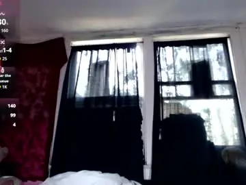 Roxanneroulette  live sex cam