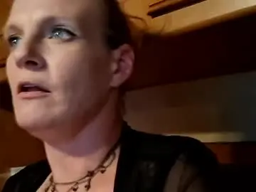 Sonicslut  live sex cam