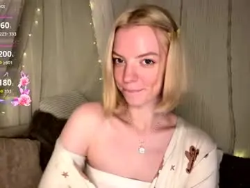 Stasy_bloom512  live sex cam