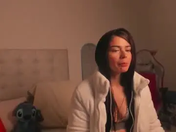 Vanessa_cruz_18  live sex cam