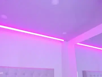 Vanessa_cruz_18  live sex cam