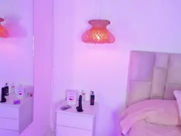 Vanessa_cruz_18  live sex cam