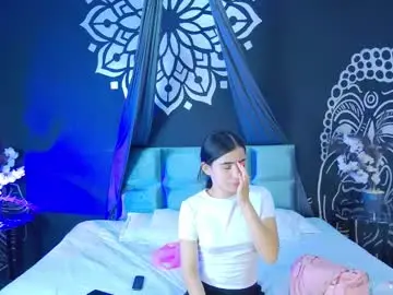 Arii_moon  live sex cam