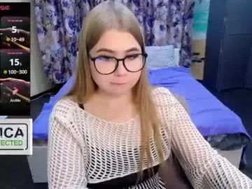 Cassandra_shy  live sex cam