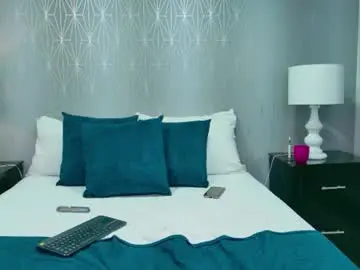 Cristalshayy  live sex cam