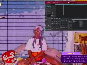 Esratheartslut  live sex cam
