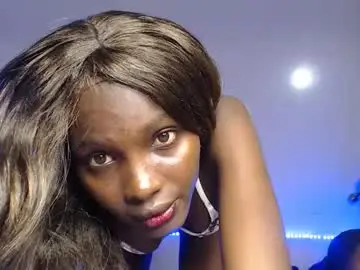 Essy_hero  live sex cam