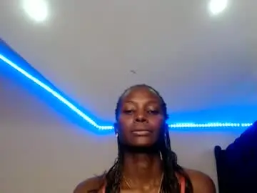 Essy_hero  live sex cam
