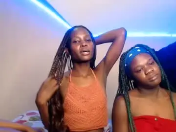 Essy_hero  live sex cam