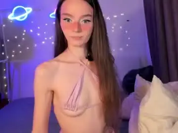Hottiesteverly  live sex cam