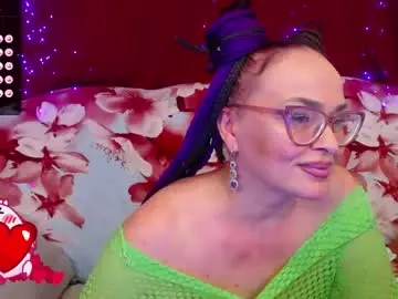 Hotzlata  live sex cam