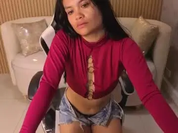 Luna_benz_tx  live sex cam