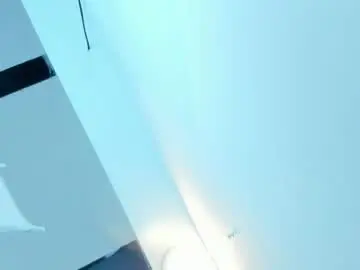 Nahomycarterr  live sex cam