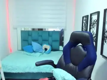 Naomy_sex_69  live sex cam