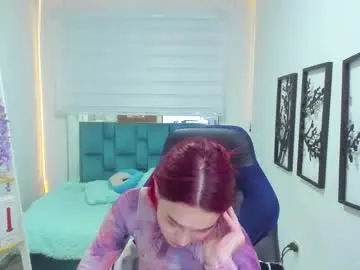 Naomy_sex_69  live sex cam