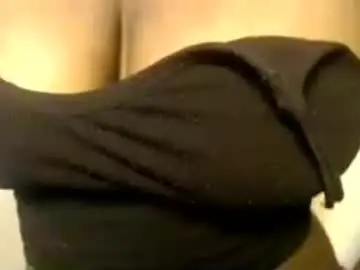 Wildslut1  live sex cam
