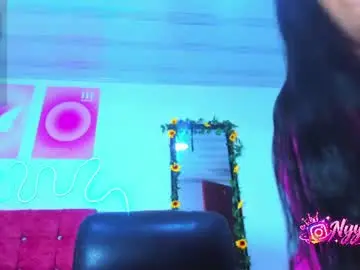 Zendaya_moonn  live sex cam