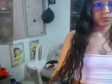 Amaia_t  live sex cam