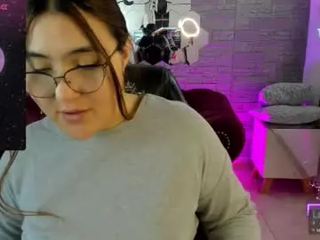 Diamondfox_m  live sex cam