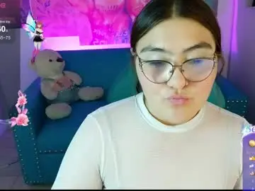 Diamondfox_m  live sex cam