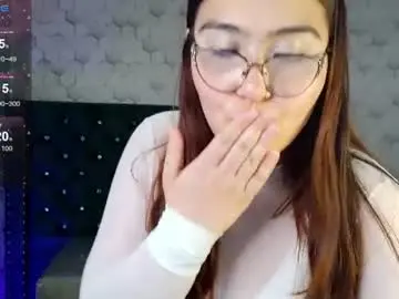 Diamondfox_m  live sex cam