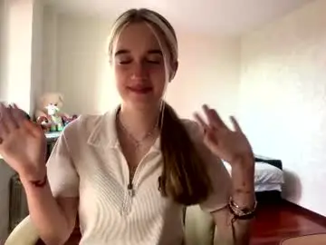Jodeefluty  live sex cam