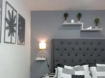 Khara_diamont  live sex cam