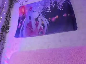 Luckysexydoll  live sex cam