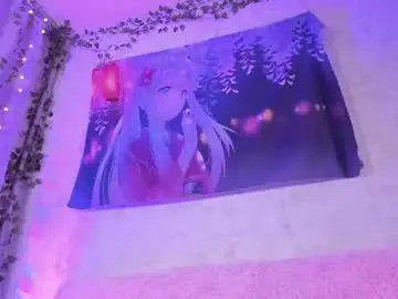 Luckysexydoll  live sex cam