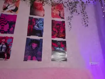 Luckysexydoll  live sex cam