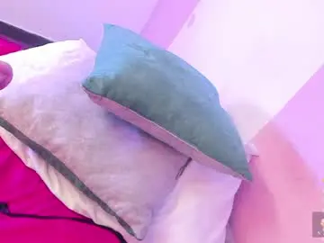 Luna_cute_2  live sex cam