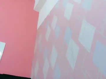 Mysugarmoomy  live sex cam