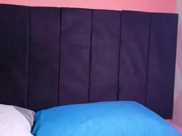 Mysugarmoomy  live sex cam