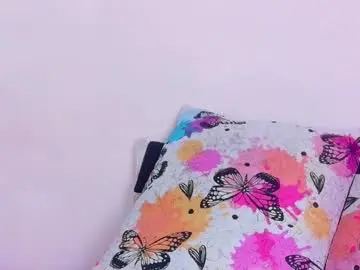 Mysugarmoomy  live sex cam