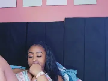 Mysugarmoomy  live sex cam