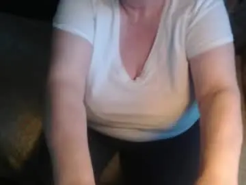 New_milf  live sex cam