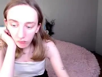 Recklesslady  live sex cam