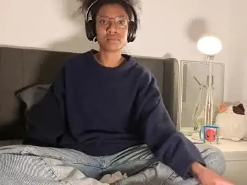 Saturno_vibes  live sex cam