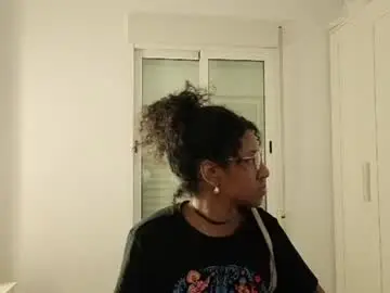 Saturno_vibes  live sex cam