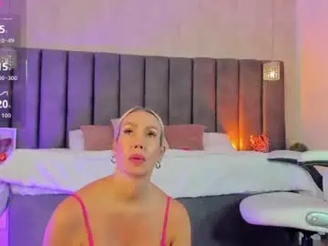 Sophimariin  live sex cam