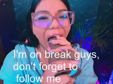 Ashleyy18__  live sex cam