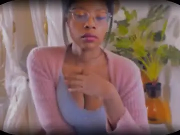 Bellablakes18  live sex cam