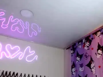 Catalinasantana18  live sex cam