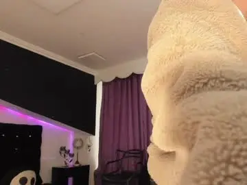 Coral_gibson  live sex cam