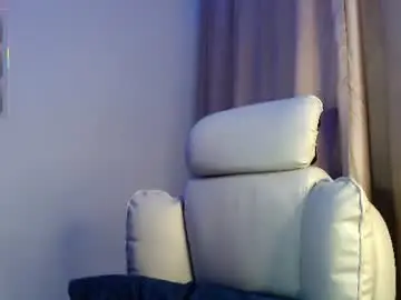 Des_ch  live sex cam